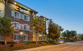 Comfort Inn & Suites Near Ontario Airport